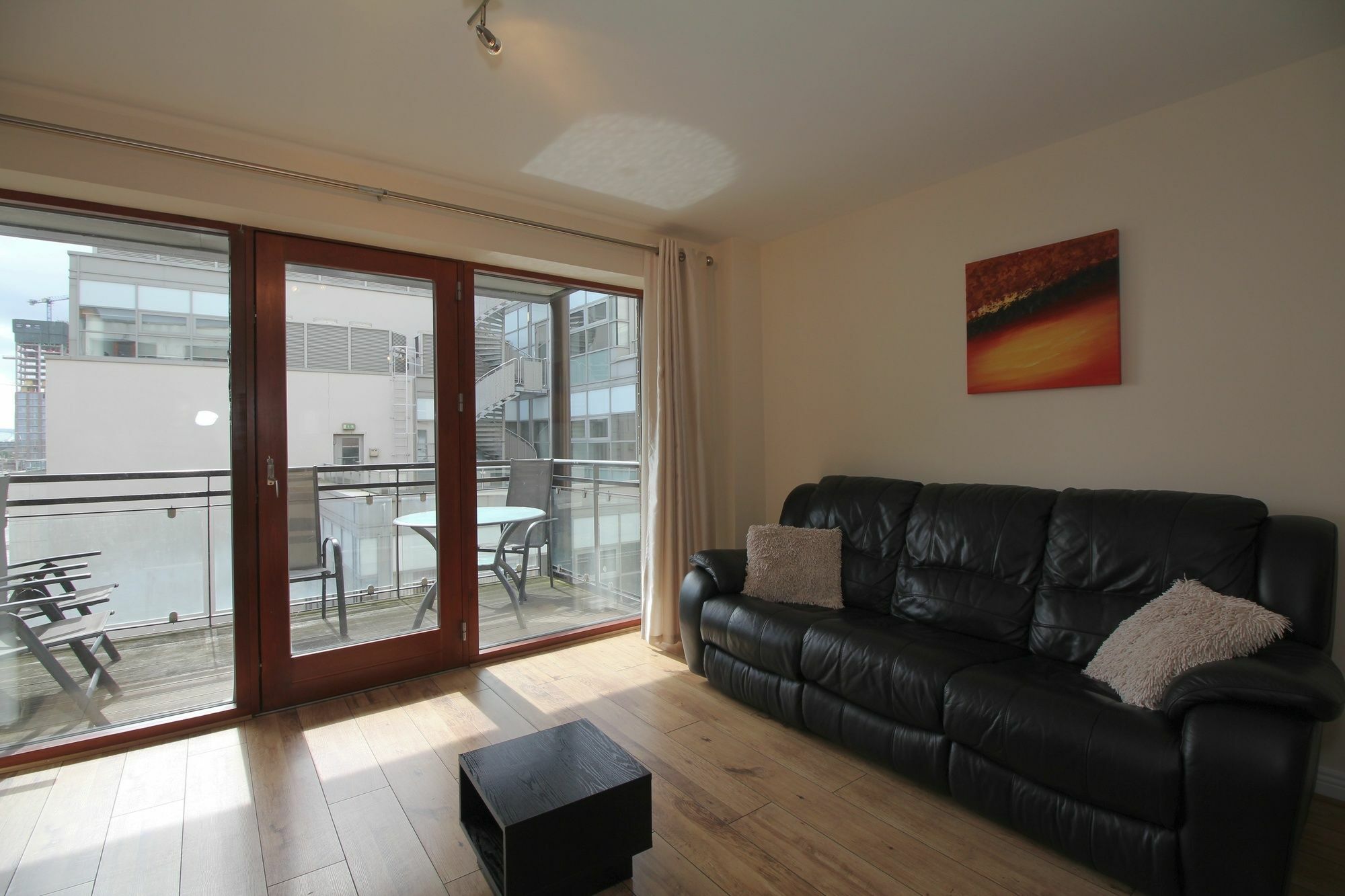 Point Village Modern Apartment Dublin Bagian luar foto